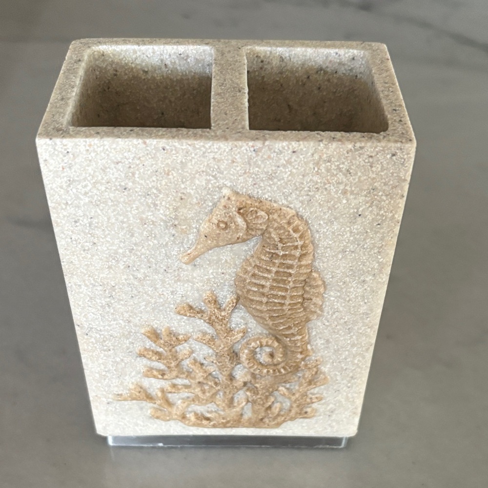 Seahorse Carved Sandstone Decorative Tooth Brush Holder - Picture 5 of 8